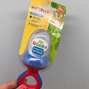 Nuby first solids nibbler  for baby(sold)